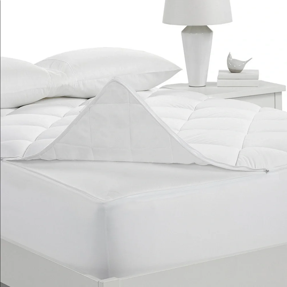 Serta Luxury Firm Antimicrobial Mattress Pad 300 Threadcount, Queen